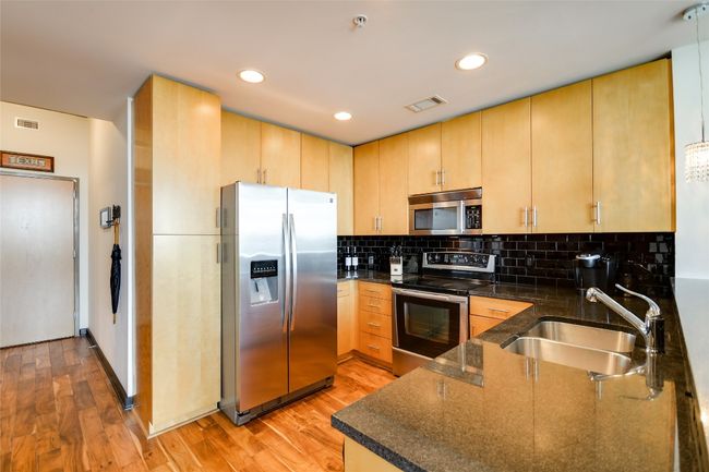 APT-3807 - 360 Nueces St, Condo with 1 bedrooms, 1 bathrooms and 1 parking in Austin TX | Image 9