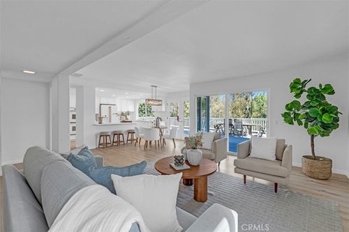 931 Kings Canyon Rd, Brea, CA, 92821-3538 | Card Image