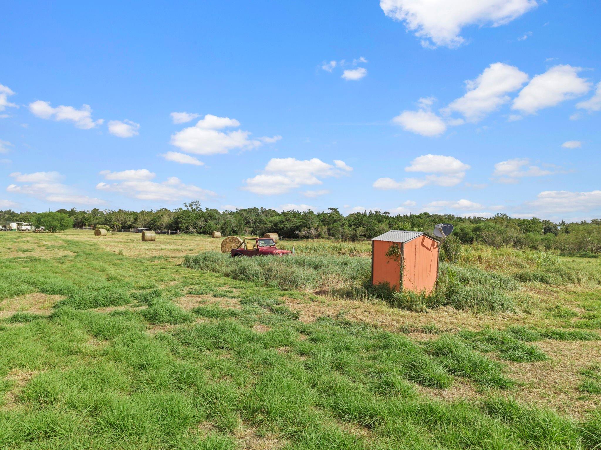 Land in Yoakum 5