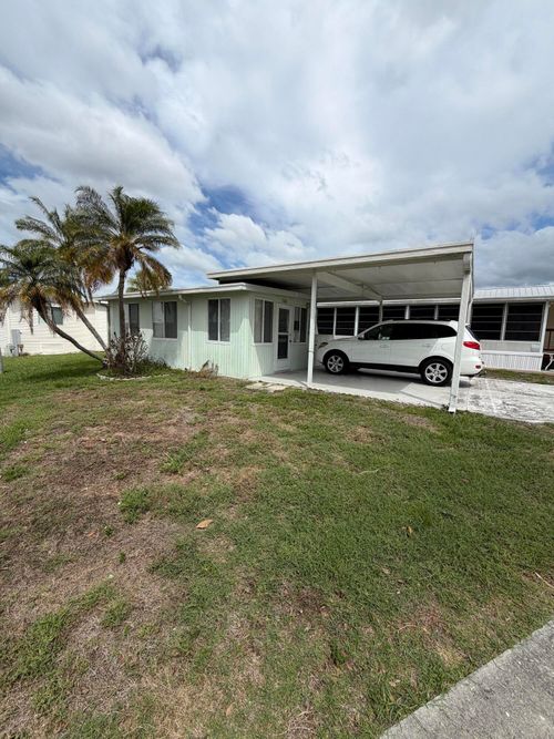 6657 Se 56th Ln, Okeechobee, FL, 34974-2565 | Card Image