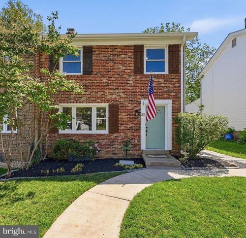 20 Sydnor St, Hamilton, VA, 20158-9064 | Card Image
