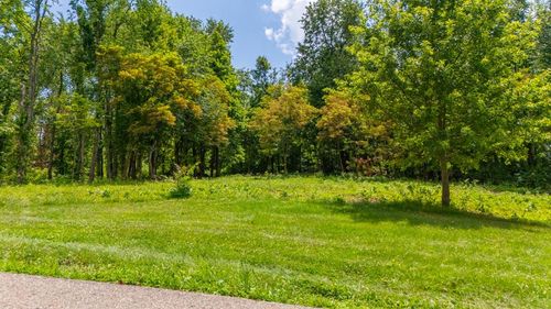 2 Roberts Ridge Rd, Moundsville, WV, 26041 | Card Image