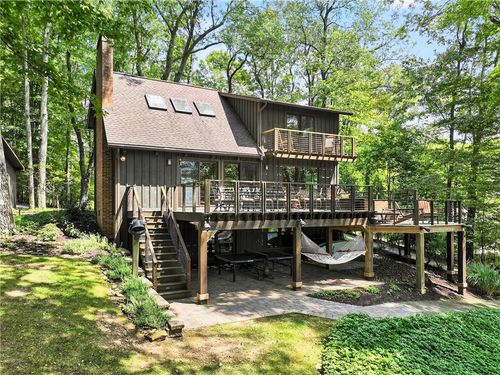 111 N North Peninsula Dr, Indian Lake Boro, PA, 15926 | Card Image