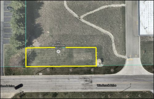 1947 Wiesbrook Rd, Oswego, IL, 60543-8311 | Card Image