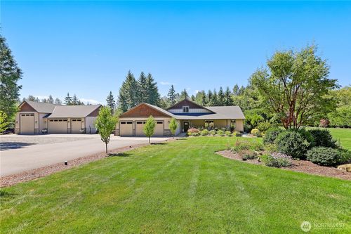 20112 52nd Ave Nw, Stanwood, WA, 98292-6843 | Card Image