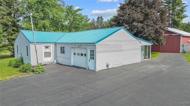 8278 Maple Rd, House other with 2 bedrooms, 2 bathrooms and null parking in Clay NY | Image 38