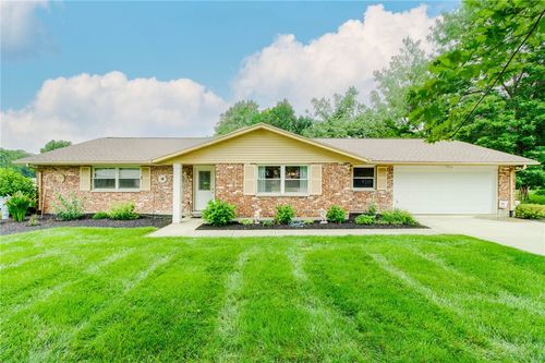 6110 Detrick Rd, Tipp City, OH, 45371-2112 | Card Image