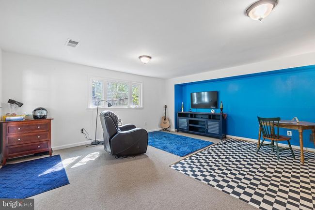 9821 Singleton Dr, House other with 5 bedrooms, 4 bathrooms and null parking in BETHESDA MD | Image 27