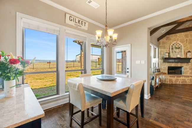 617 Zmolek Rd, House other with 3 bedrooms, 3 bathrooms and null parking in Ennis TX | Image 12