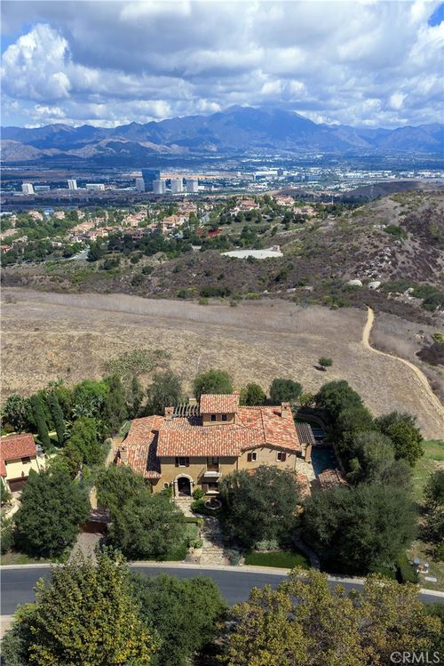 97 Canyon Crk, Irvine, CA, 92603-0424 | Card Image