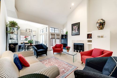 55-3235 Cole Ave, Dallas, TX, 75204-1195 | Card Image
