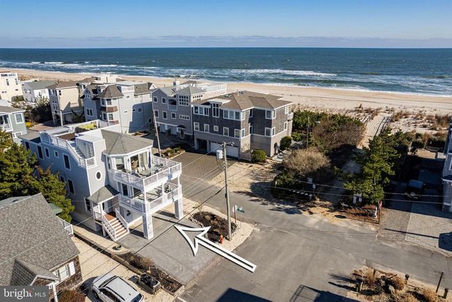 15 15 Th St, House other with 4 bedrooms, 4 bathrooms and null parking in Surf City NJ | Image 4