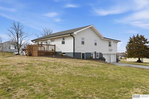 2242 Dawes St, Ashland, NE, 68003-1136 | Card Image