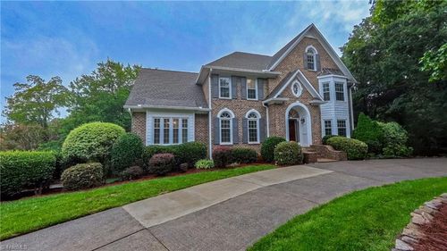 3715 Brownstone Ln, Winston Salem, NC, 27106-3572 | Card Image