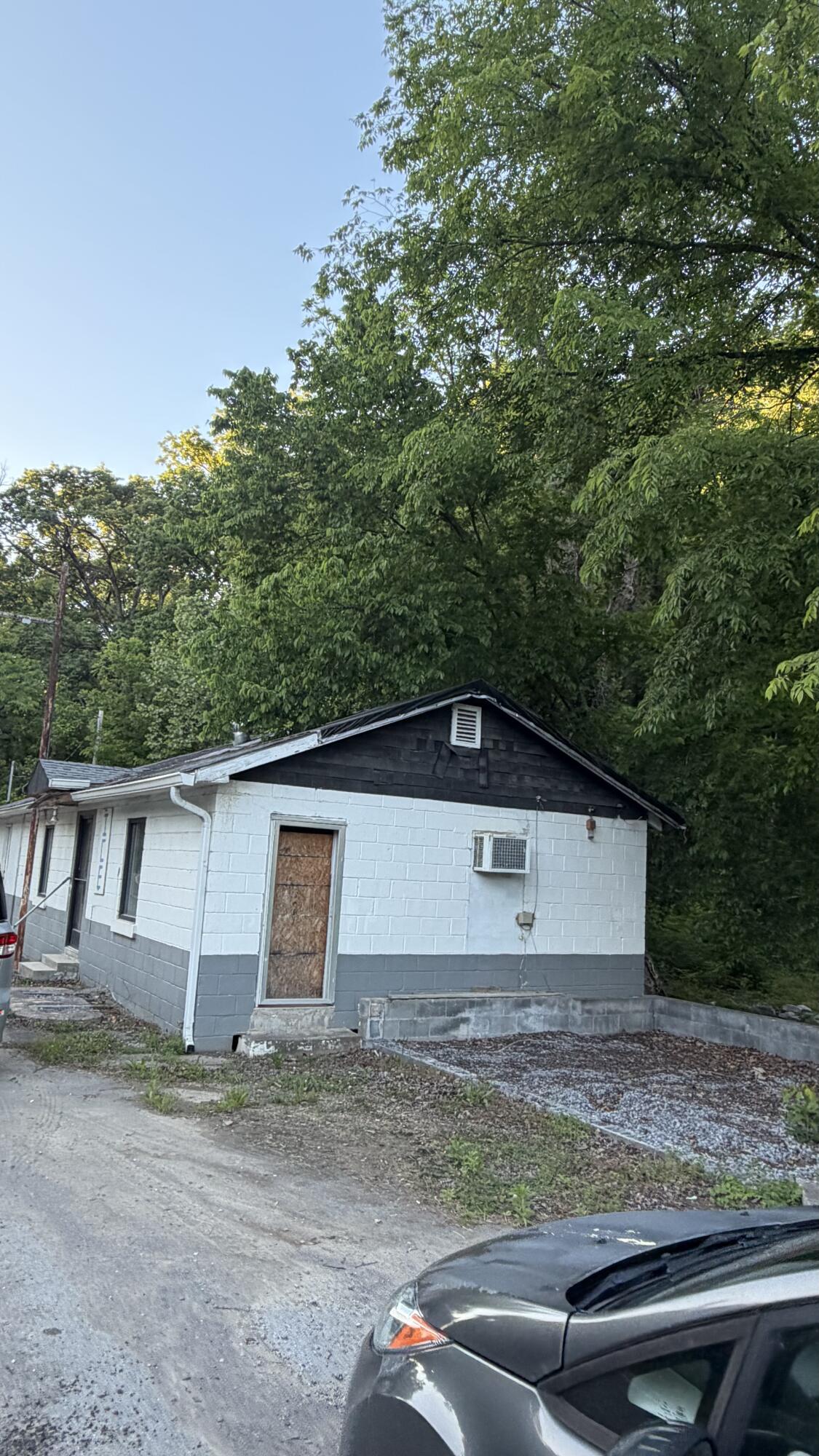 Commercial Sale in Newport 2