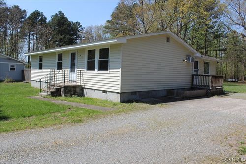 12161 Ashland Heights Rd, Ashland, VA, 23005-7635 | Card Image