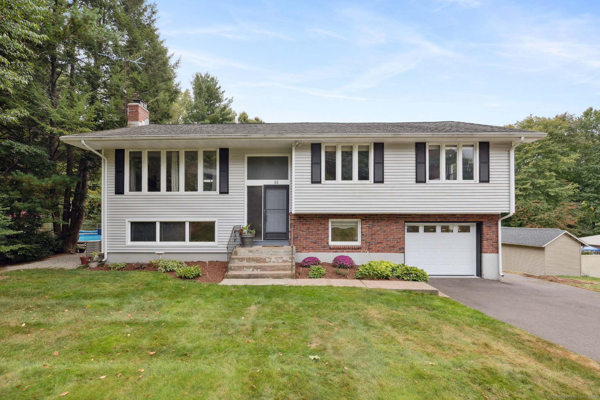 Tumble Brook Dr, Vernon Rockville, CT 06066