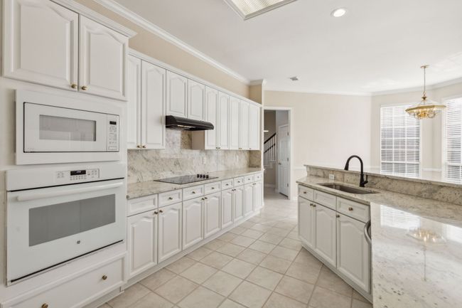 7609 Marchman Way, House other with 5 bedrooms, 5 bathrooms and null parking in Plano TX | Image 8