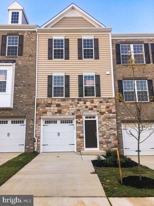 9002 Spruce Tree Ln, UPPER MARLBORO, MD, 20772-2547 | Card Image