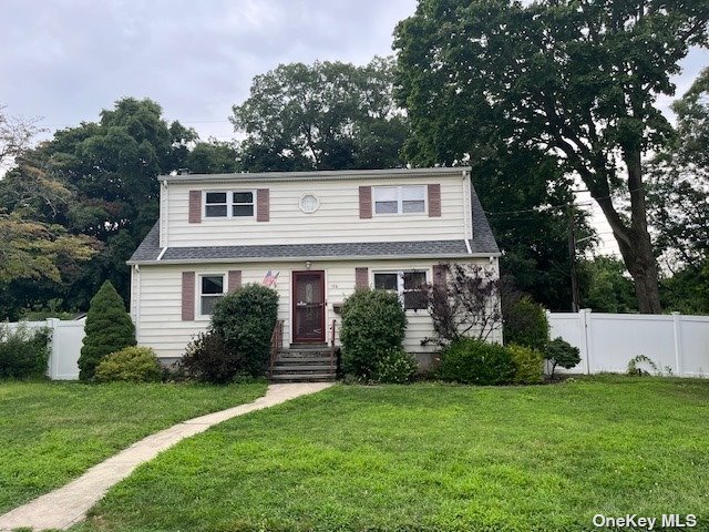 Herman Ave, Bethpage, NY 11714