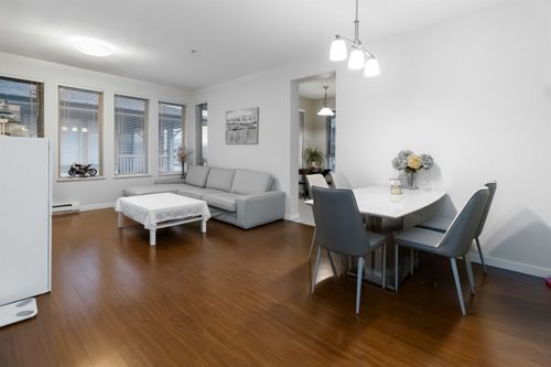 5413-5111 Garden City Rd, Richmond, BC, V6X4H4 | Card Image