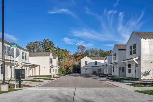 124-350 Debus Street, Taylor, TX, 76574 | Card Image