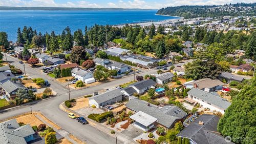 1014 S 234th Pl, Des Moines, WA, 98198-7446 | Card Image