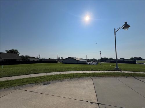 1648 Red Bud Ct, Perryville, MO, 63775-1280 | Card Image