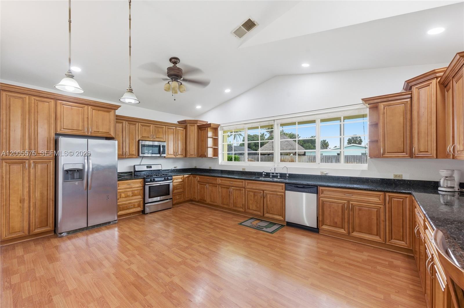 Residential in Oakland Park 4
