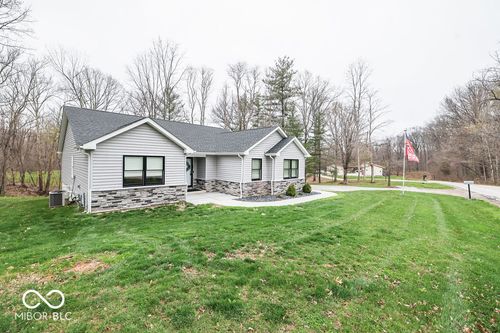 8917 N Old State Road 37, Bloomington, IN, 47408-9727 | Card Image