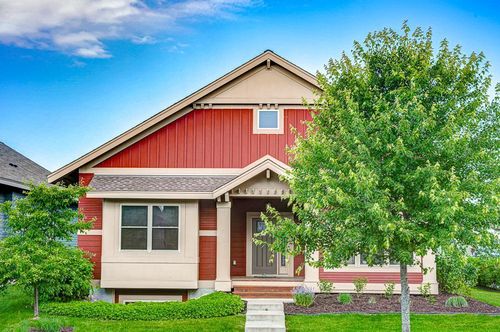 4082 Monarch Ln N, Lake Elmo, MN, 55042-1807 | Card Image