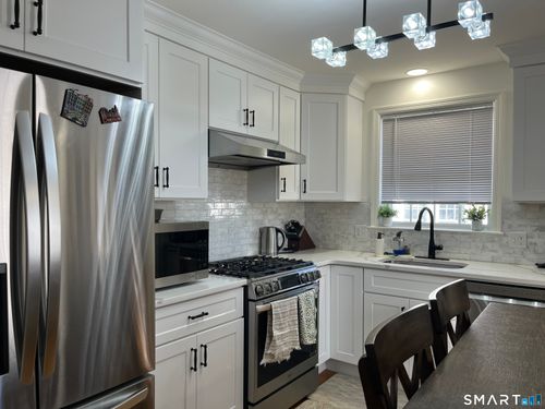 2-42 Givens Ave, Stamford, CT, 06902-5378 | Card Image