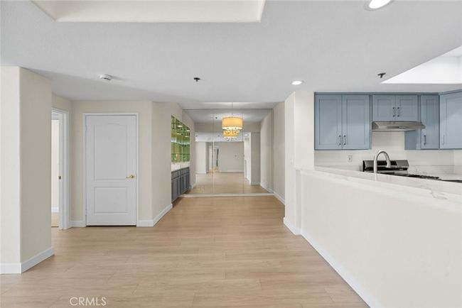 102 - 4348 Mammoth Ave, Condo with 2 bedrooms, 3 bathrooms and null parking in Sherman Oaks CA | Image 12