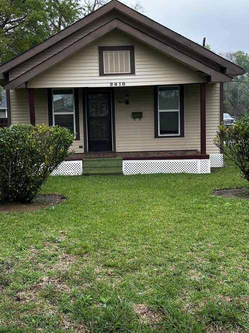 2410 Pierce St, Beaumont, TX, 77703-2224 | Card Image
