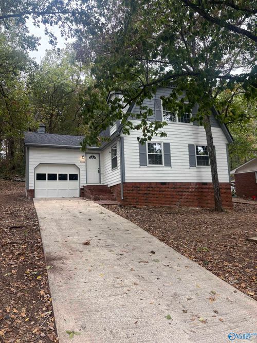 10006 Torino Dr Se, Huntsville, AL, 35803-1122 | Card Image