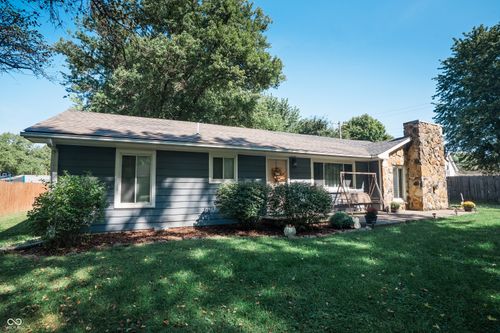 230 W Elm St, Jamestown, IN, 46147-9070 | Card Image