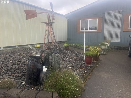 118-100 River Bend Rd, Reedsport, OR, 97467-1387 | Card Image