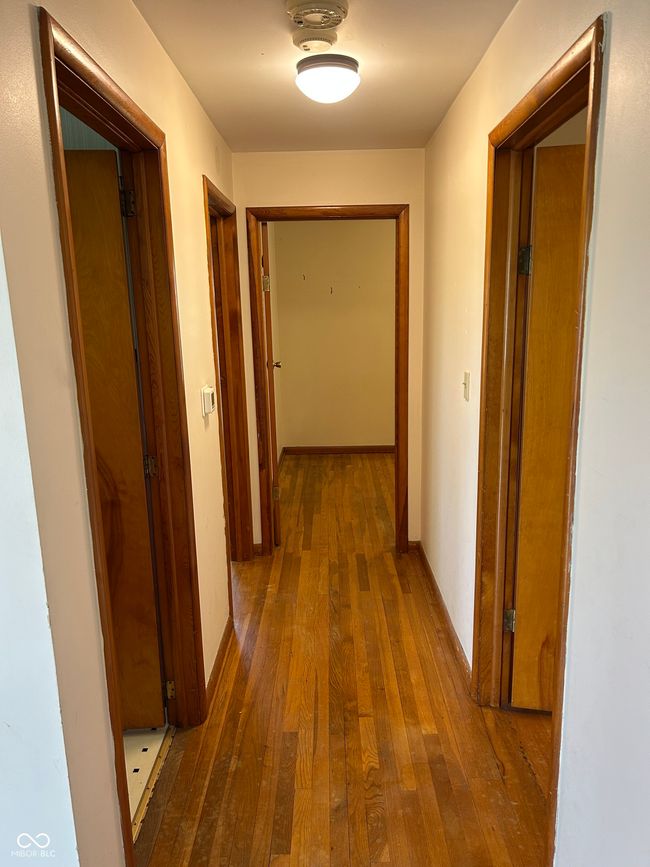5822 W 62 Nd St, House other with 3 bedrooms, 1 bathrooms and null parking in Indianapolis IN | Image 30