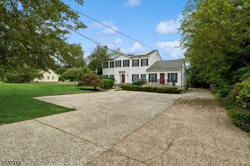 428 Ridge Rd, Dayton, NJ, 08810-1318 | Card Image