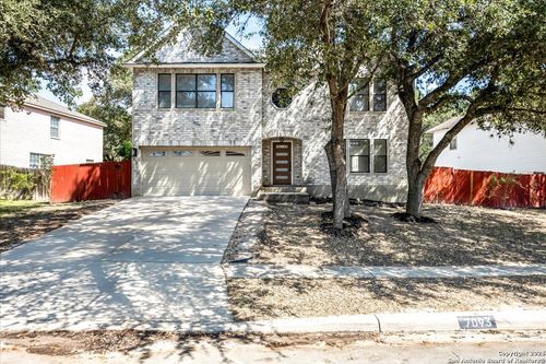 7093 Rimwood, Live Oak, TX, 78233-4425 | Card Image