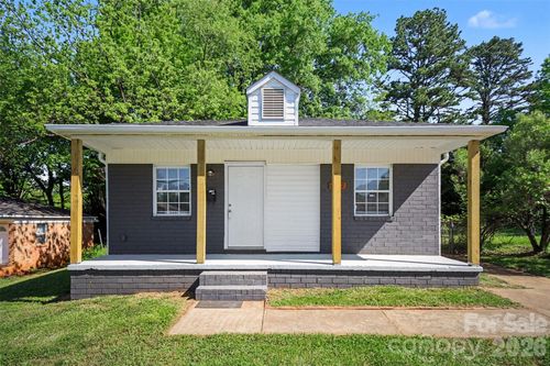 8-2614 Dundeen Street, Charlotte, NC, 28216 | Card Image