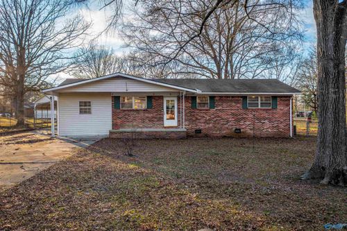 8 Smith Ct, Centre, AL, 35960-2651 | Card Image