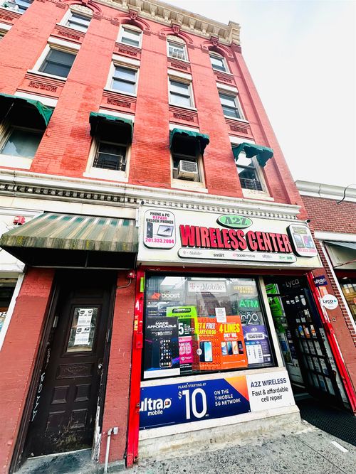 apt-2-737 Montgomery St, Jersey City, NJ, 07306-3328 | Card Image