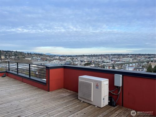 apt-c-3639 13th Ave W, Seattle, WA, 98119-1399 | Card Image