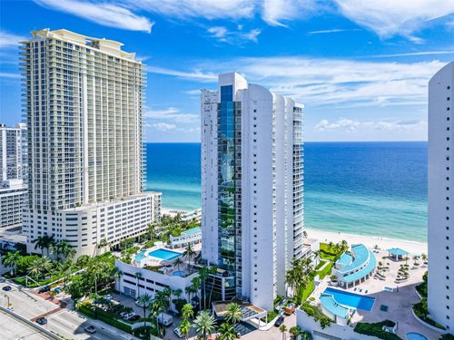 1832-16485 Collins Ave, Sunny Isles Beach, FL, 33160-4551 | Card Image