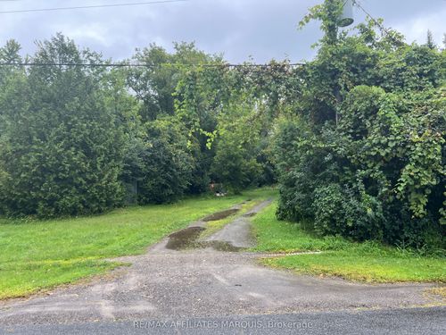 75 Union Street, Montague, ON, K7A4S4 | Card Image