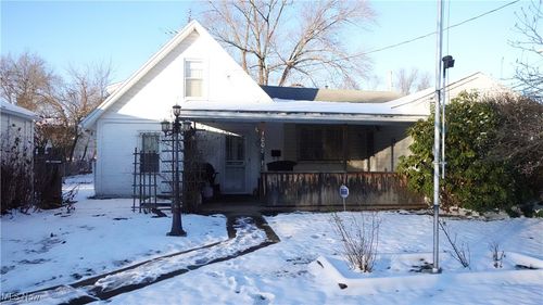 1008 Raymond St Nw, Warren, OH, 44485-2430 | Card Image