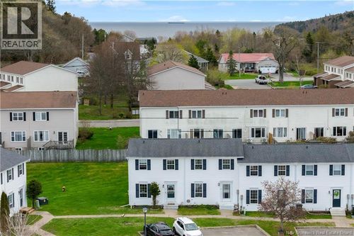 21 Meadowland Terr, Saint John, NB, E2M5S4 | Card Image