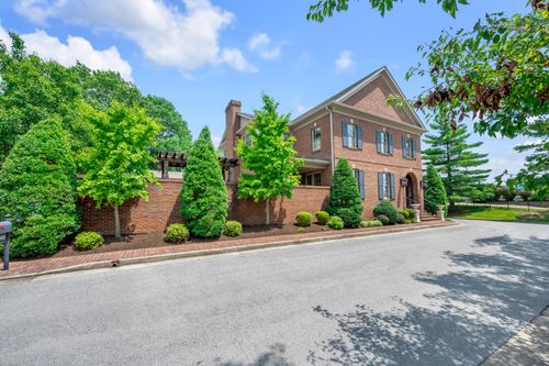3425 Briercroft Way, Lexington, KY, 40509-9012 | Card Image