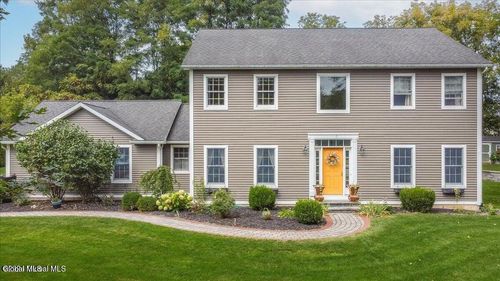 35 Long Creek Dr, Burnt Hills, NY, 12027-9577 | Card Image